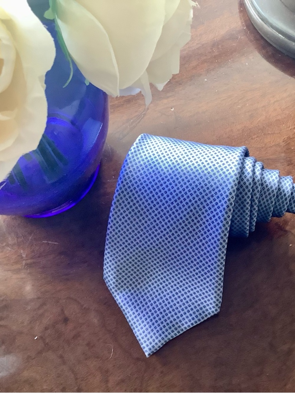 Donald J. Trump Signature Collection Blue Geometric Silk Tie